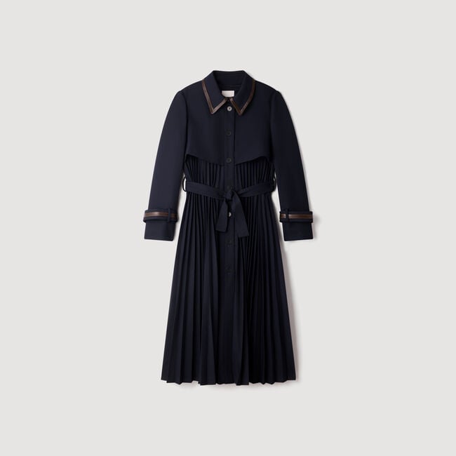 Trench with pleated leather collar