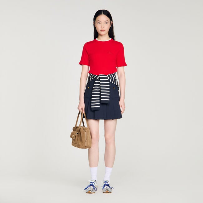 Contrast collar wool sweater