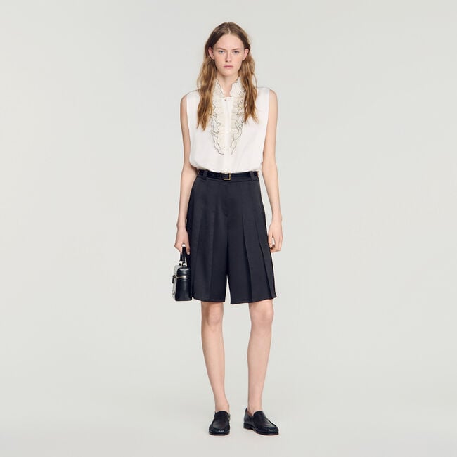 Long high-waisted pleated shorts