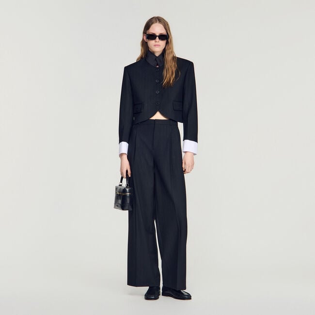 Short jacket with standing collar