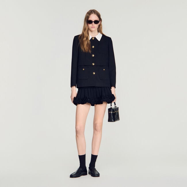 Jacket with removable contrast collar